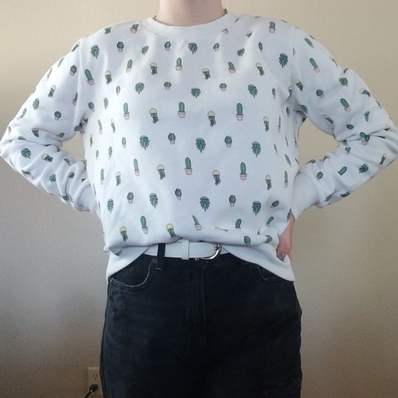 Forever 21 White Cactus Sweatshirt - Picture 1 of 4